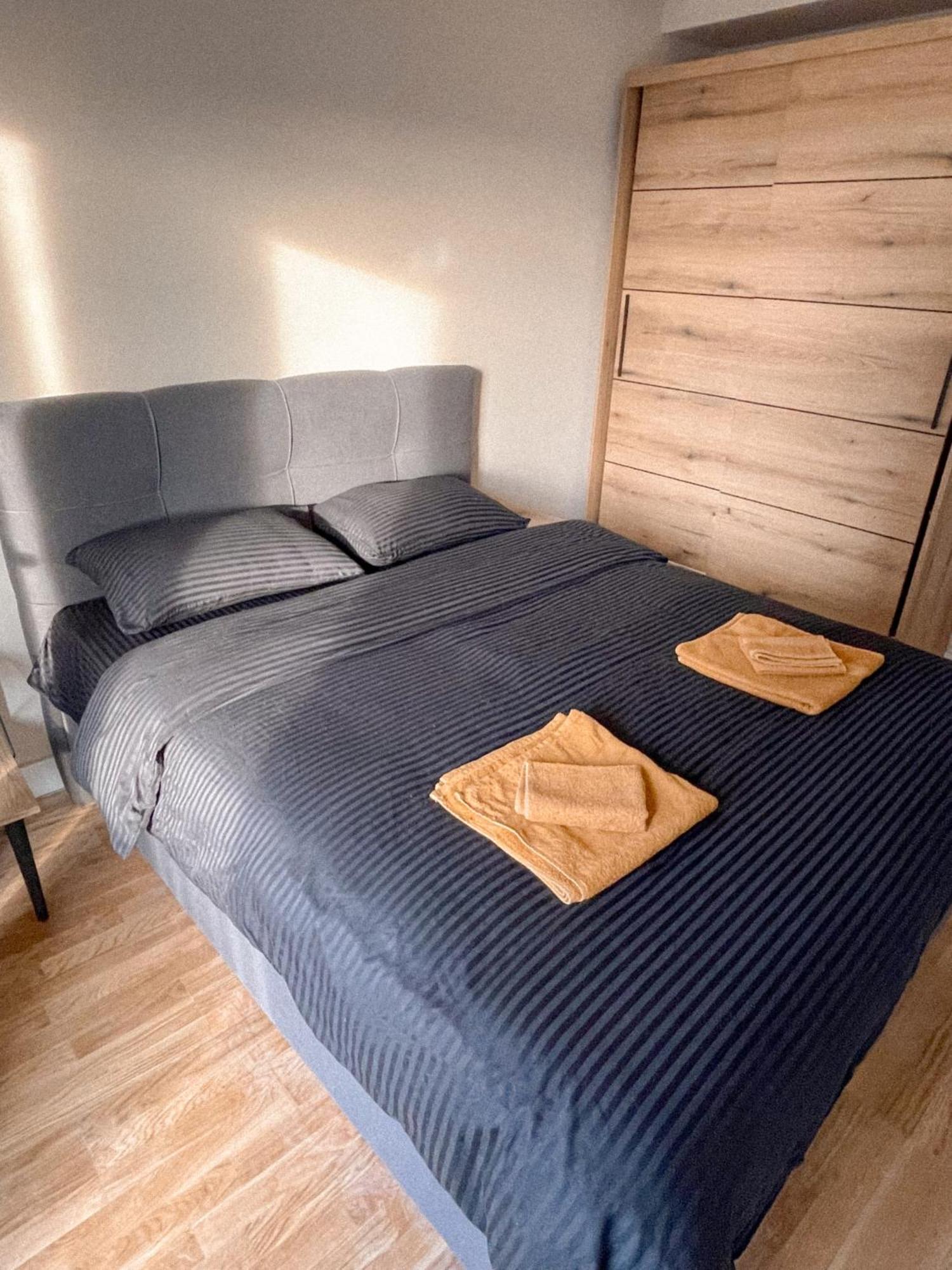 180° View Apartment In Diamond Building Skopje Eksteriør billede