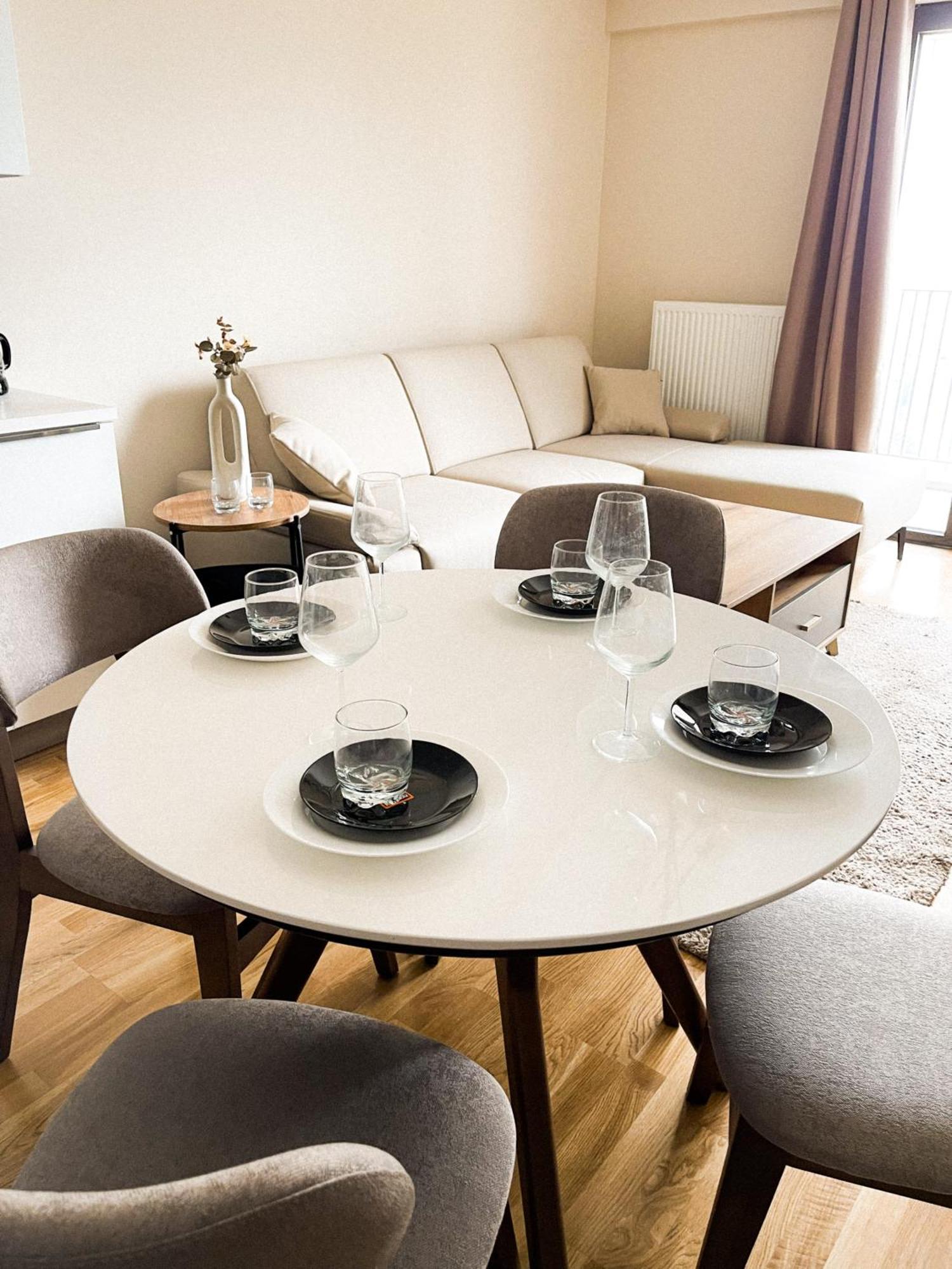 180° View Apartment In Diamond Building Skopje Eksteriør billede