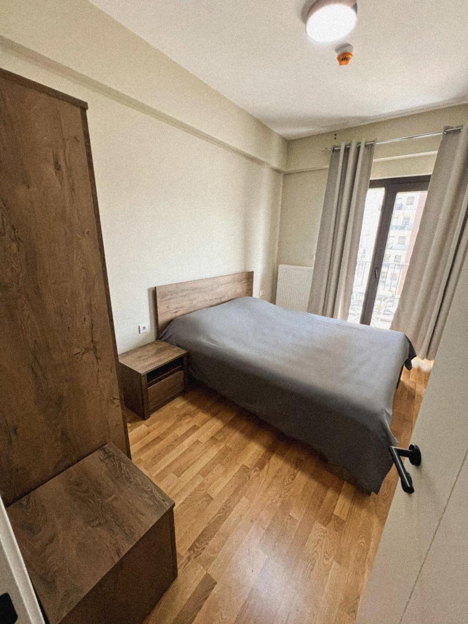 180° View Apartment In Diamond Building Skopje Eksteriør billede