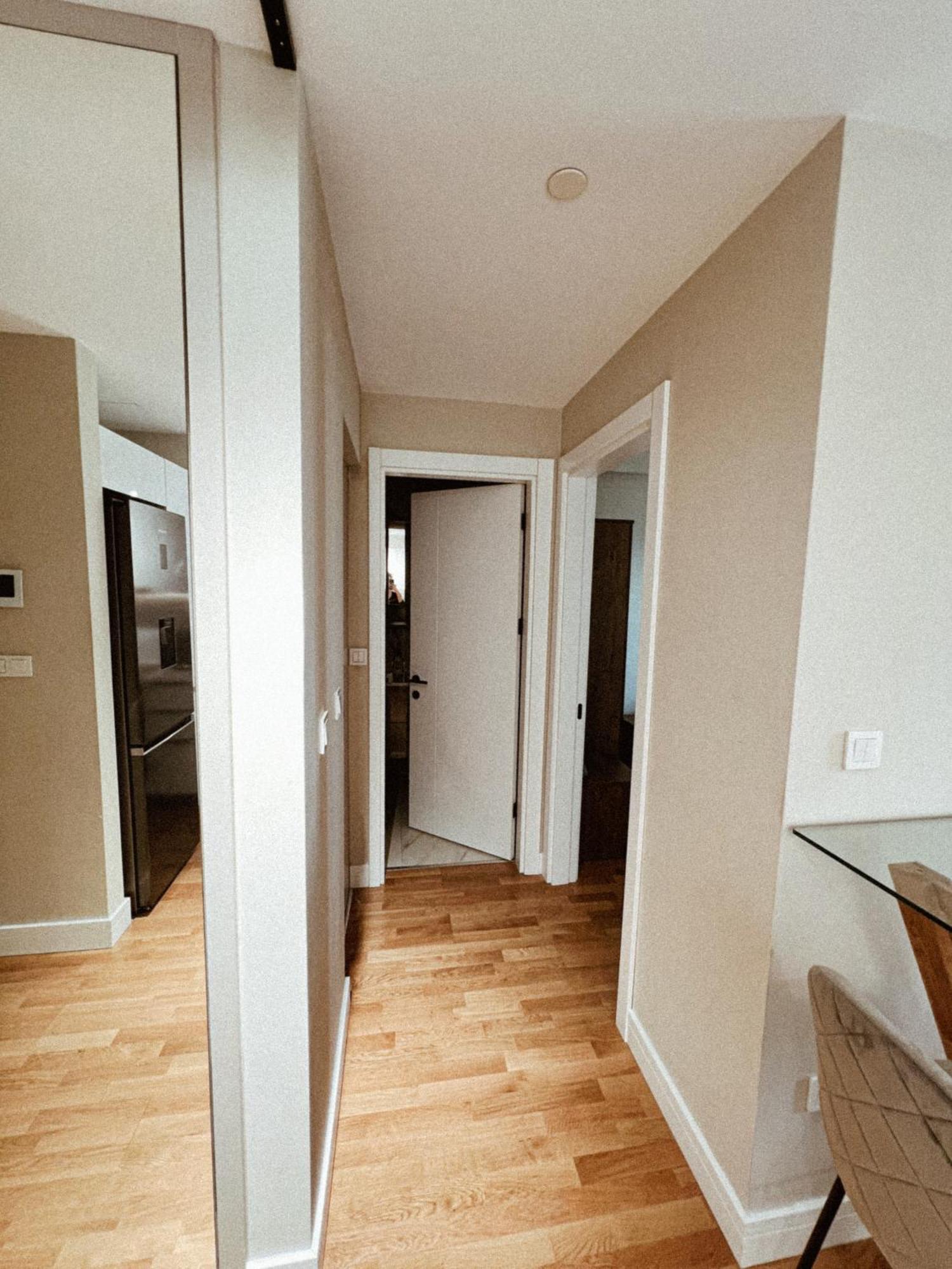 180° View Apartment In Diamond Building Skopje Eksteriør billede