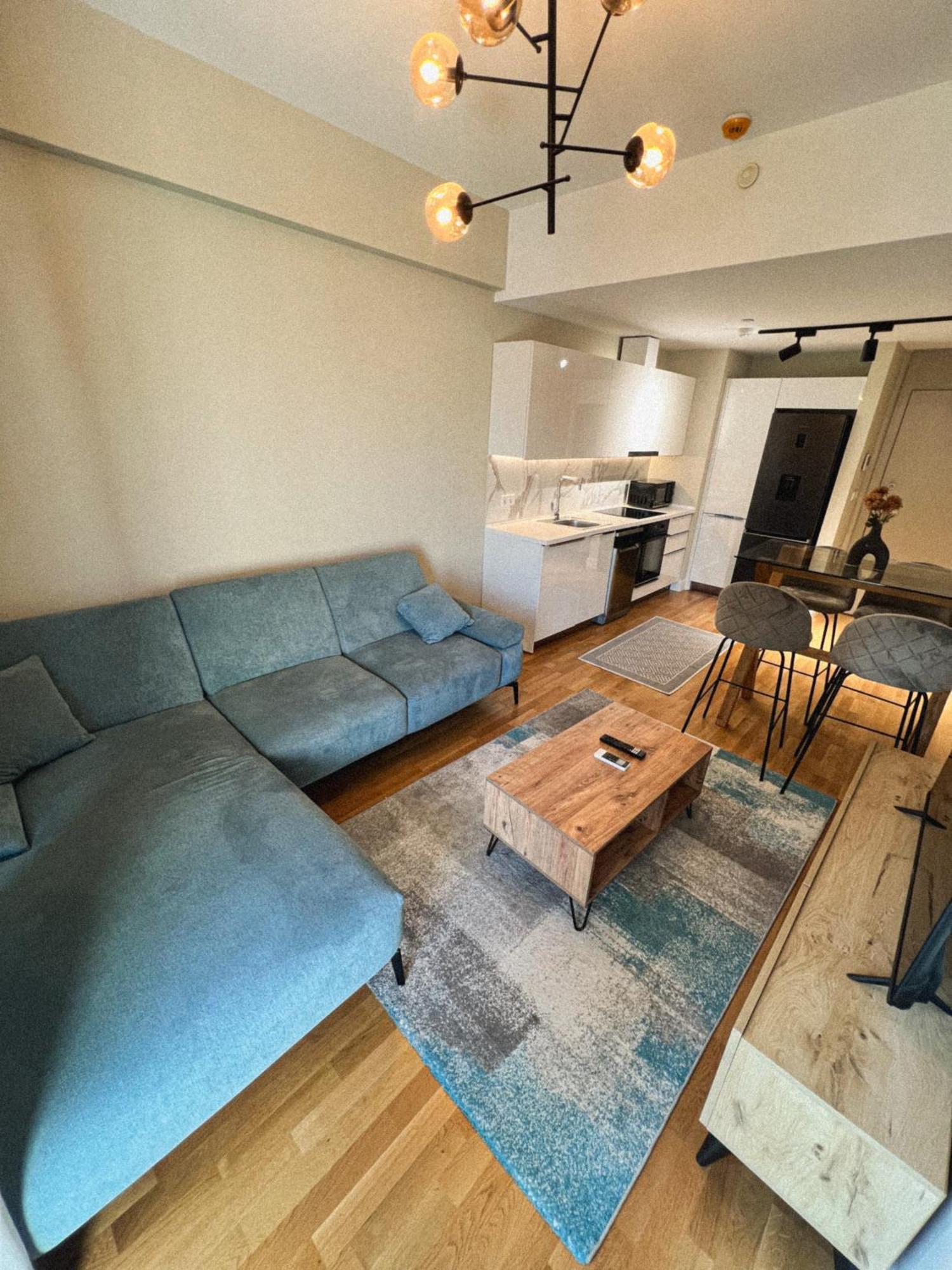 180° View Apartment In Diamond Building Skopje Eksteriør billede